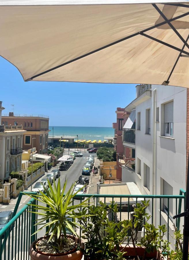 Ostia Bed And Beach Extérieur photo